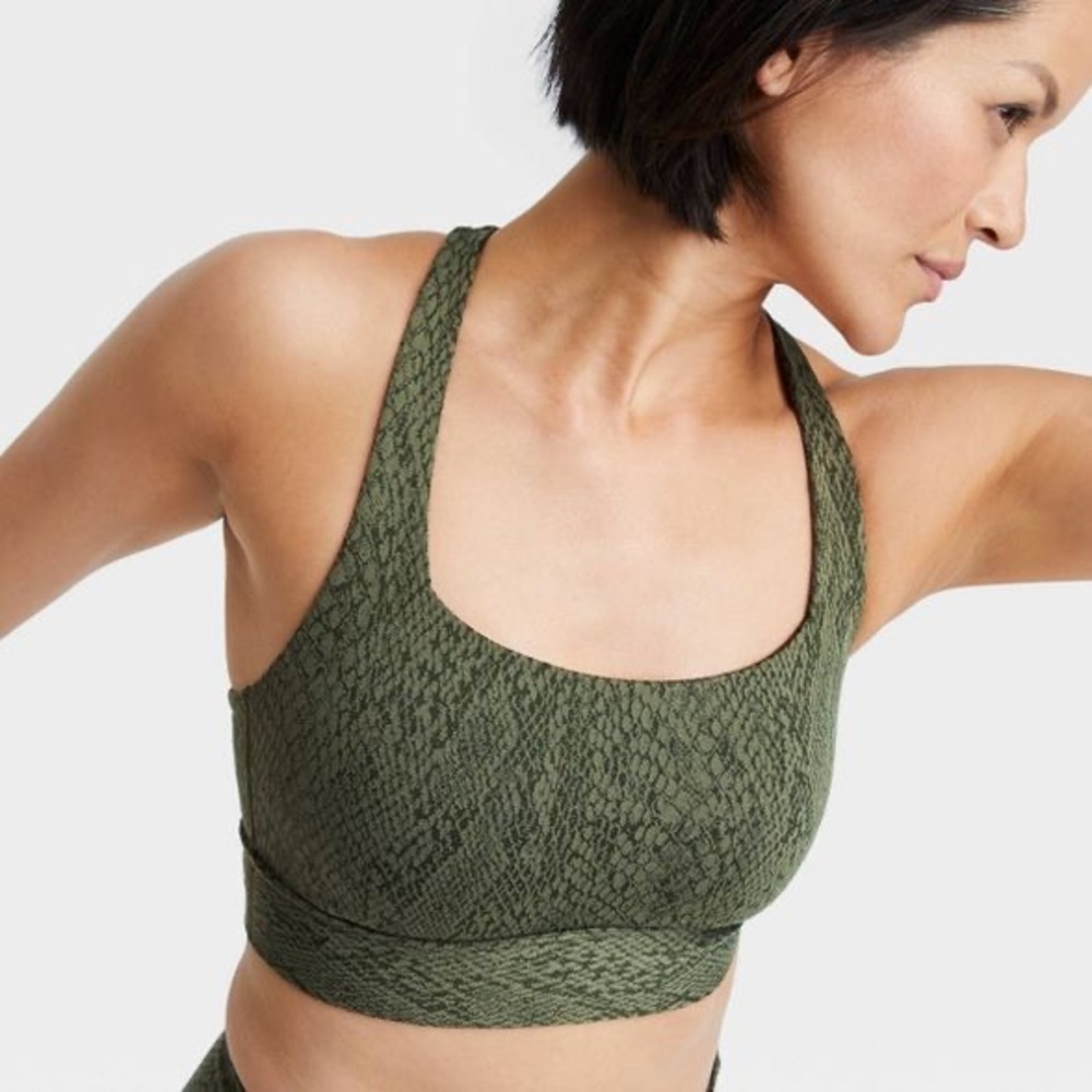 All in Motion Women's Medium Support Snake Print Jacquard Bra